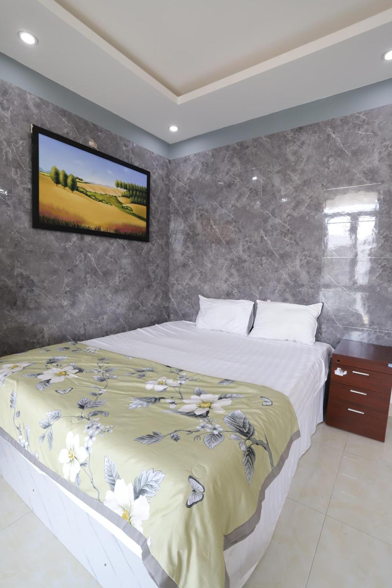 Hotel Tram Anh Nhon Trach Zewnętrze zdjęcie