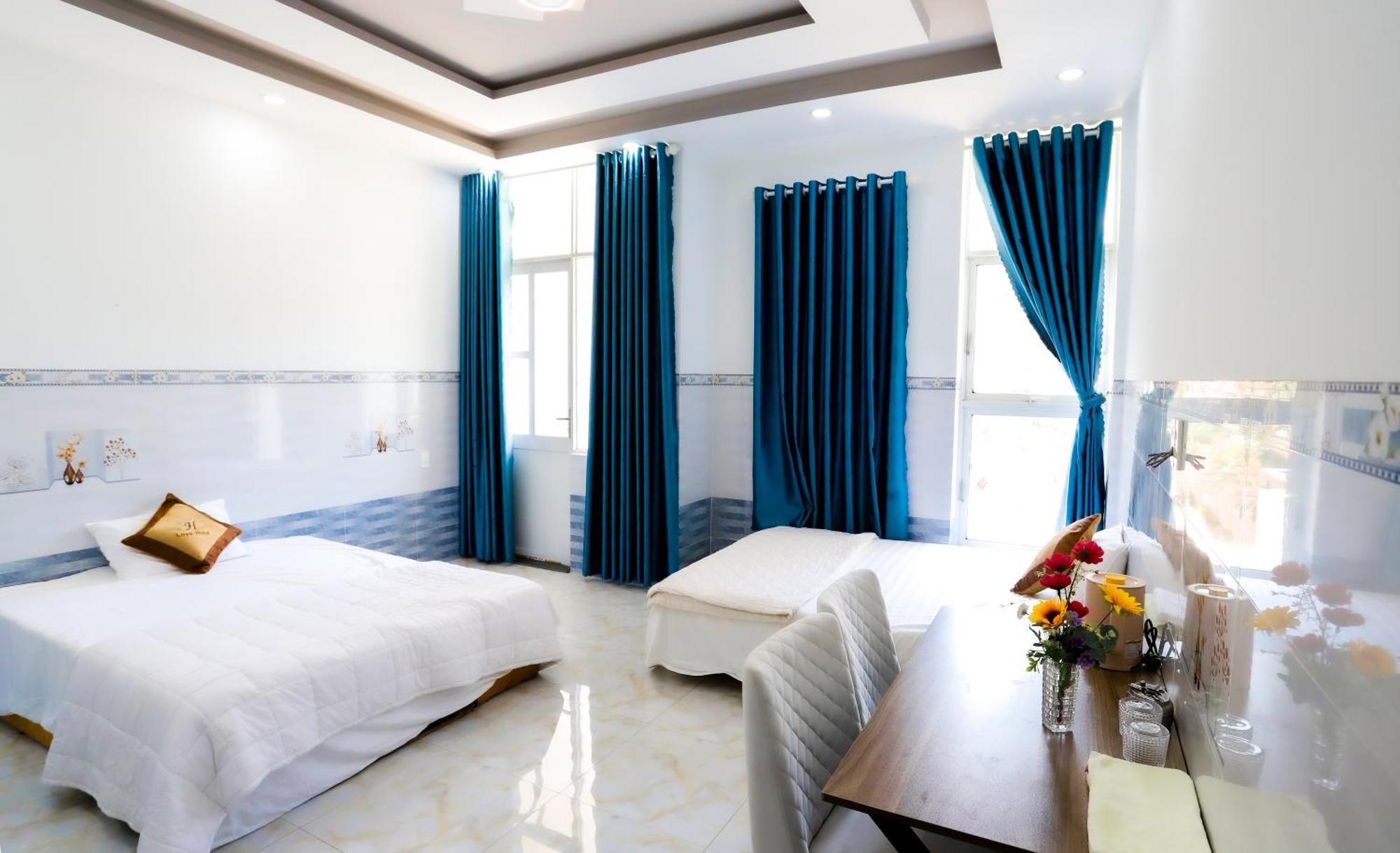 Hotel Tram Anh Nhon Trach Zewnętrze zdjęcie