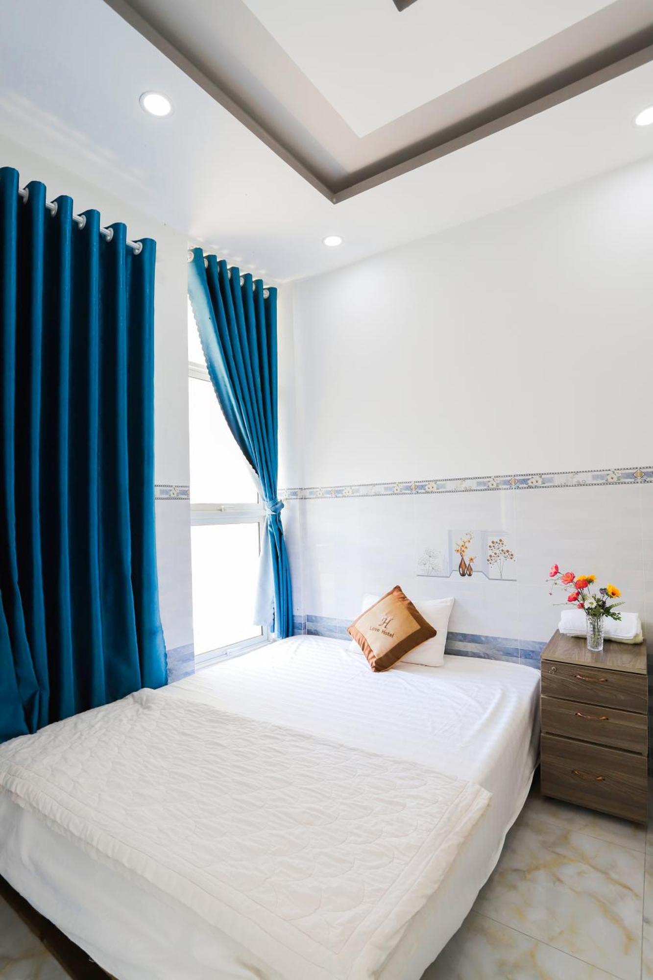 Hotel Tram Anh Nhon Trach Zewnętrze zdjęcie